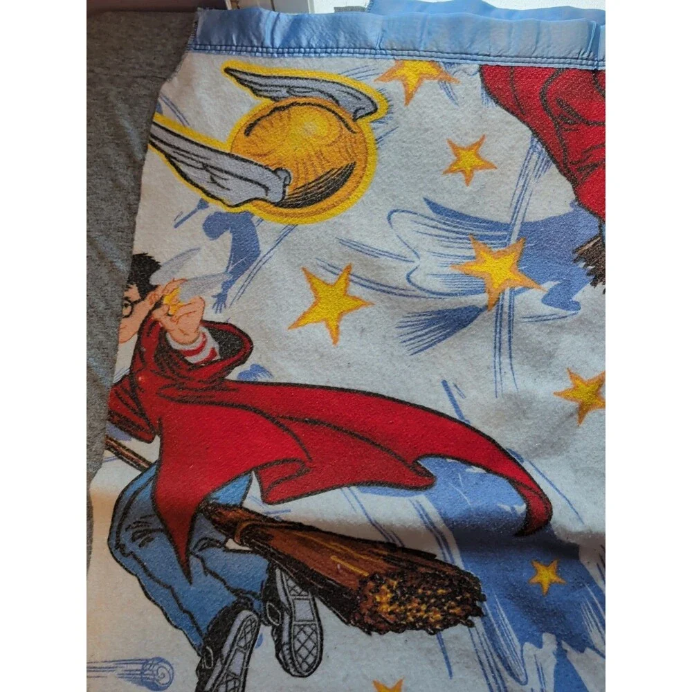 VTG HTF Harry Potter Quidditch Twin size Blanket W/Satin Binding
